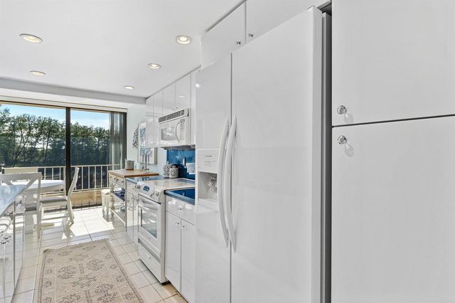 3400 S Ocean Boulevard 1gii, Palm Beach, FL 33480