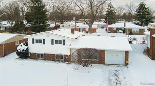 21123 Laurelwood Street, Farmington, MI 48336