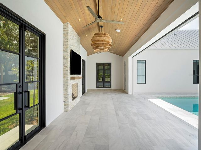 9316 GLADYS GARDEN CT, Windermere, FL 34786