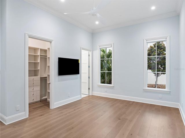 9316 GLADYS GARDEN CT, Windermere, FL 34786