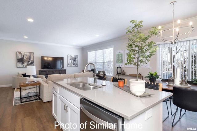 3820 ORCHARD Drive, Bettendorf, IA 52722