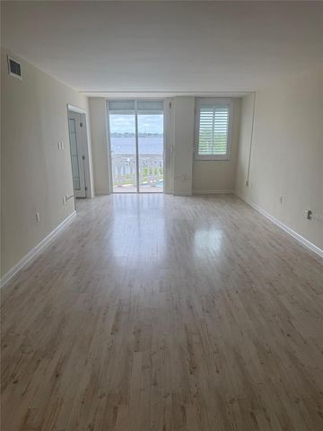 925 N HALIFAX AVENUE 102, Daytona Beach, FL 32118