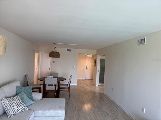 925 N HALIFAX AVENUE 102, Daytona Beach, FL 32118