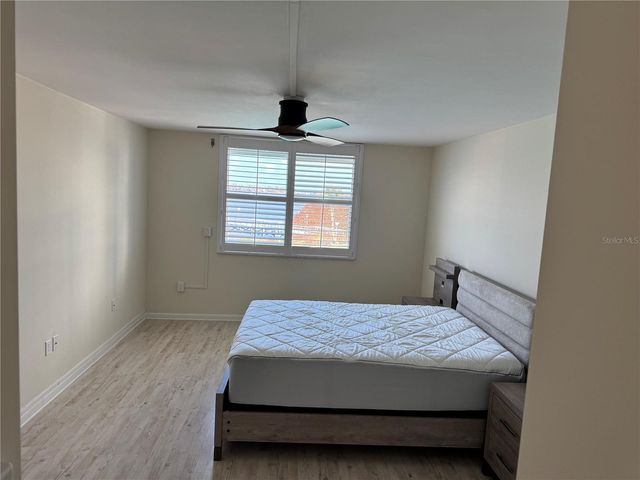 925 N HALIFAX AVENUE 102, Daytona Beach, FL 32118