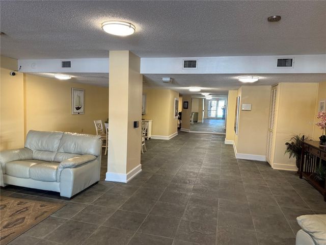 925 N HALIFAX AVENUE 102, Daytona Beach, FL 32118