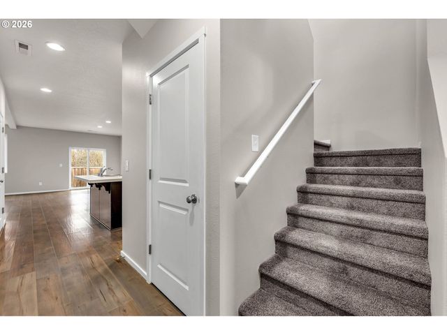 13105 Ne 56TH Cir, Vancouver, WA 98682