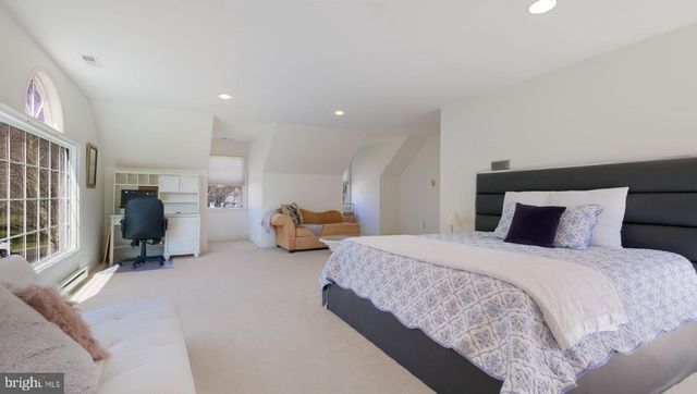 2916 WHITE TAIL CT, Doylestown, PA 18902