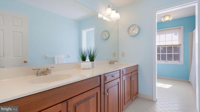 2916 WHITE TAIL CT, Doylestown, PA 18902