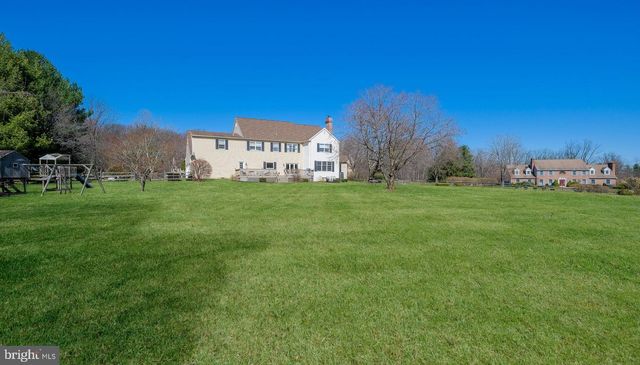 2916 WHITE TAIL CT, Doylestown, PA 18902