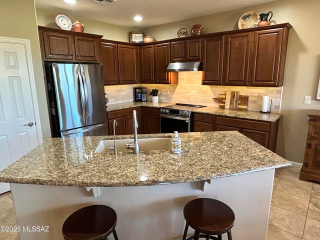 60520 E Arroyo Vista Drive, Oracle, AZ 85623