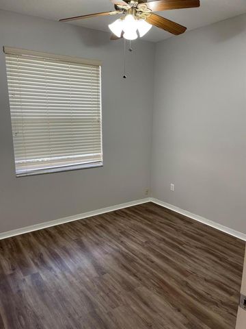 2551 Man Of War, West Palm Beach, FL 33411