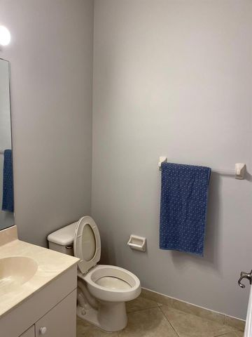 2551 Man Of War, West Palm Beach, FL 33411