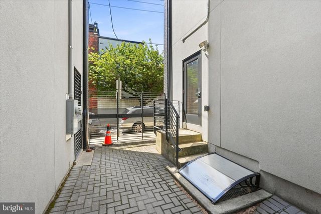 1101 N GALLOWAY ST, Philadelphia, PA 19123