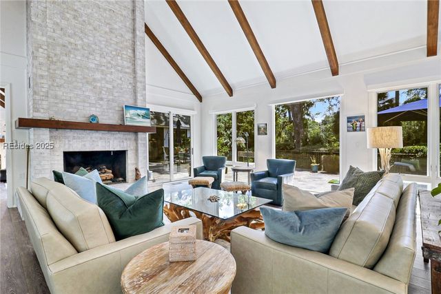 8 Royal Crest Dr, Hilton Head Island, SC 29928