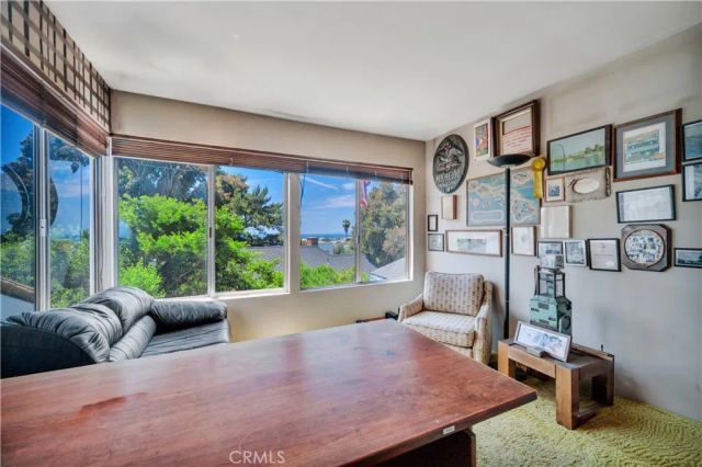 744 10th, Manhattan Beach, CA 90266