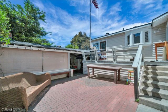 744 10th, Manhattan Beach, CA 90266