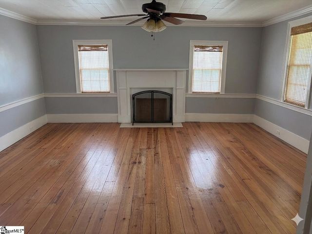 631 Piedmont Golf Course Road, Piedmont, SC 29673