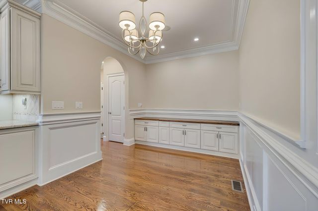 5079 Rose Gardens Circle, Kingsport, TN 37660