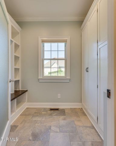 5079 Rose Gardens Circle, Kingsport, TN 37660