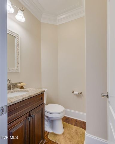 5079 Rose Gardens Circle, Kingsport, TN 37660