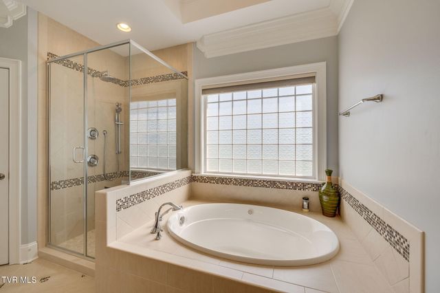 5079 Rose Gardens Circle, Kingsport, TN 37660