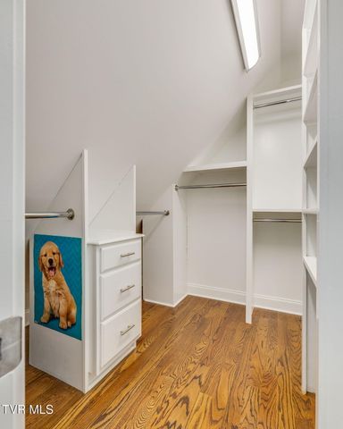 5079 Rose Gardens Circle, Kingsport, TN 37660