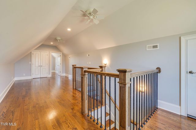 5079 Rose Gardens Circle, Kingsport, TN 37660