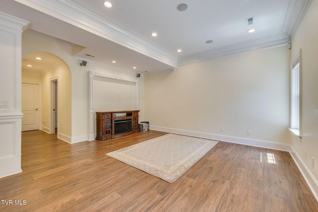 5079 Rose Gardens Circle, Kingsport, TN 37660