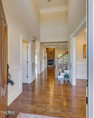 5079 Rose Gardens Circle, Kingsport, TN 37660