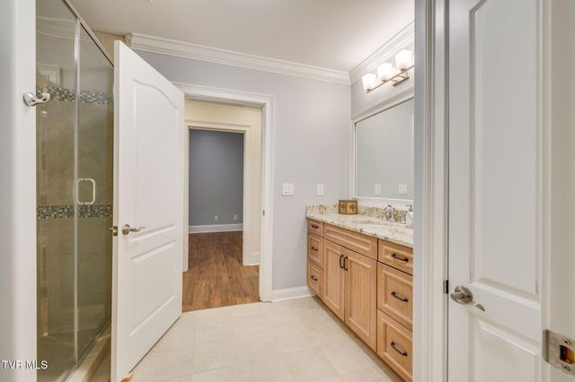 5079 Rose Gardens Circle, Kingsport, TN 37660