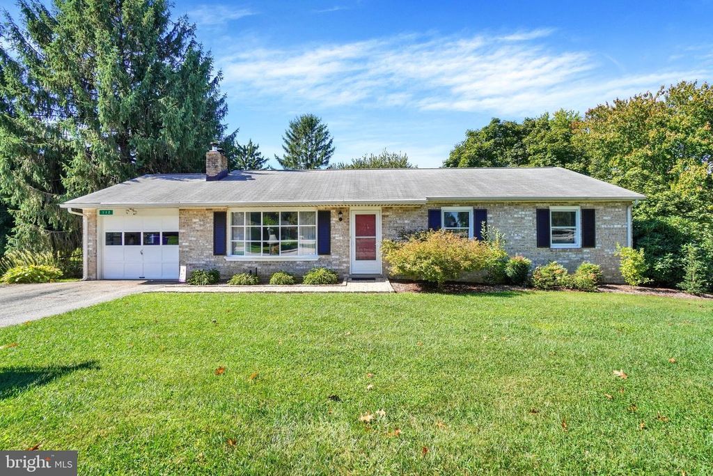 112 FREEDOM AVE, New Freedom, PA 17349