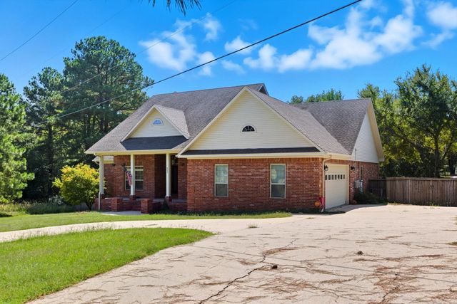 271 Dugger Rd, Beebe, AR 72012