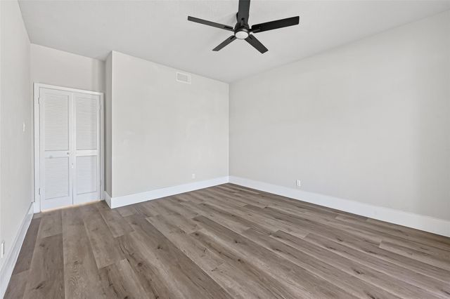 3138 Country Club Boulevard, Stafford, TX 77477