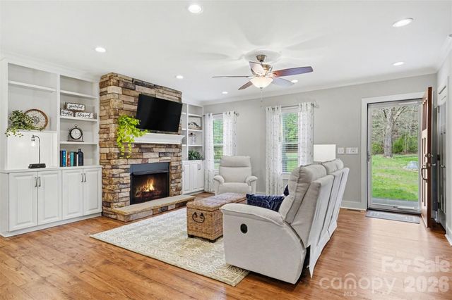 9511 Foil Road, Mount Pleasant, NC 28124