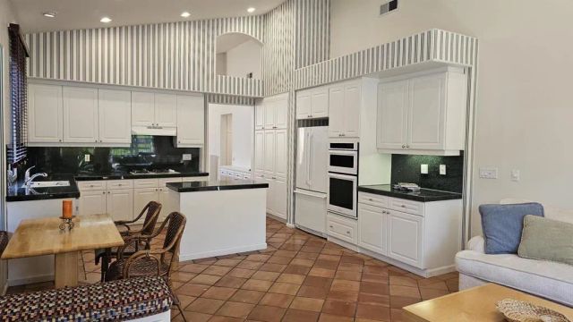 5365 Caminito Exquisito, San Diego, CA 92130