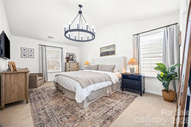 5223 Fernhill Drive, Charlotte, NC 28217