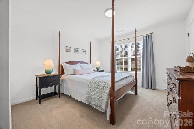 5223 Fernhill Drive, Charlotte, NC 28217