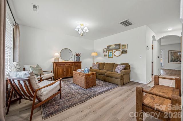 5223 Fernhill Drive, Charlotte, NC 28217