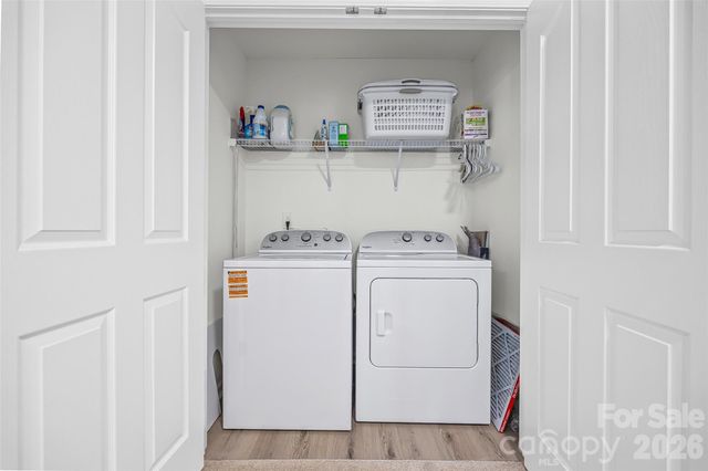 5223 Fernhill Drive, Charlotte, NC 28217