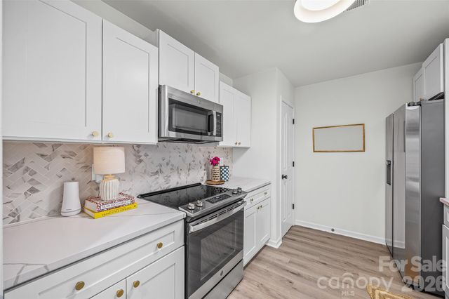 5223 Fernhill Drive, Charlotte, NC 28217