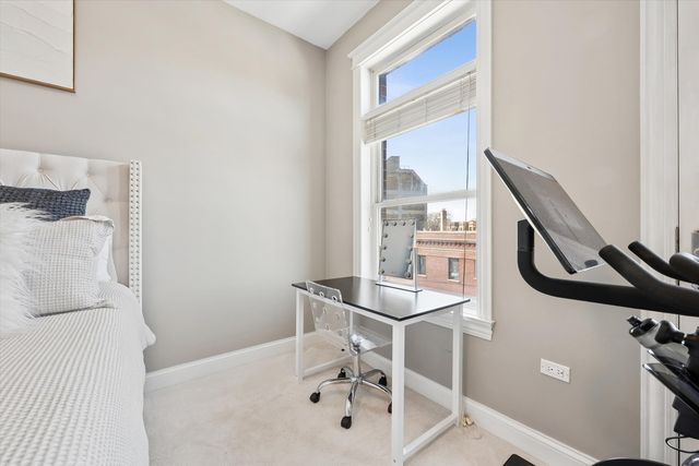 3755 N Racine Avenue 3C, Chicago, IL 60613