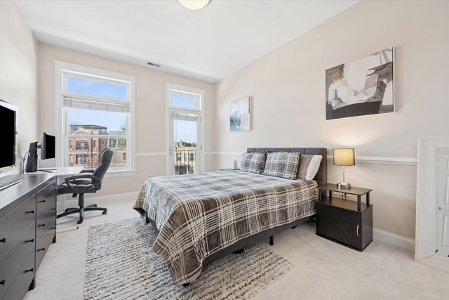 3755 N Racine Avenue 3C, Chicago, IL 60613