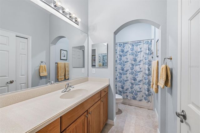2410 KENSINGTON GREENS DRIVE 5, Sun City Center, FL 33573