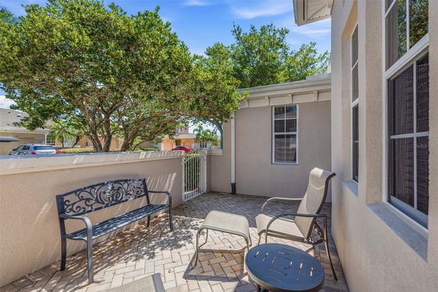 2410 KENSINGTON GREENS DRIVE 5, Sun City Center, FL 33573