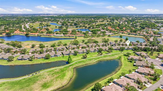 2410 KENSINGTON GREENS DRIVE 5, Sun City Center, FL 33573