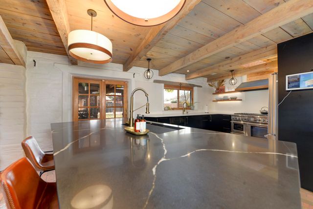 1016 Acequia Trail NW, Los Ranchos, NM 87107