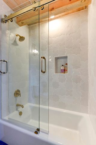 1016 Acequia Trail NW, Los Ranchos, NM 87107