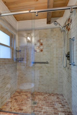 1016 Acequia Trail NW, Los Ranchos, NM 87107