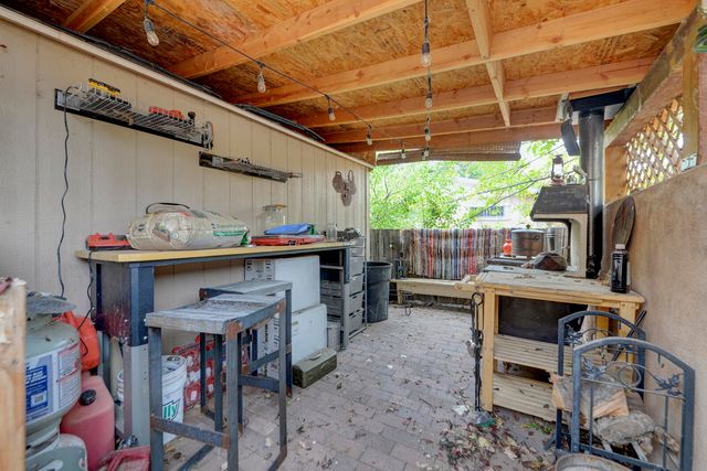 1016 Acequia Trail NW, Los Ranchos, NM 87107