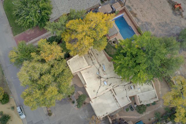 1016 Acequia Trail NW, Los Ranchos, NM 87107